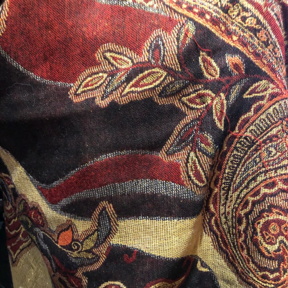 Vintage style red paisley pashmina shawl